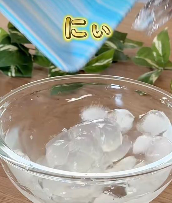わらび餅を投入した様子