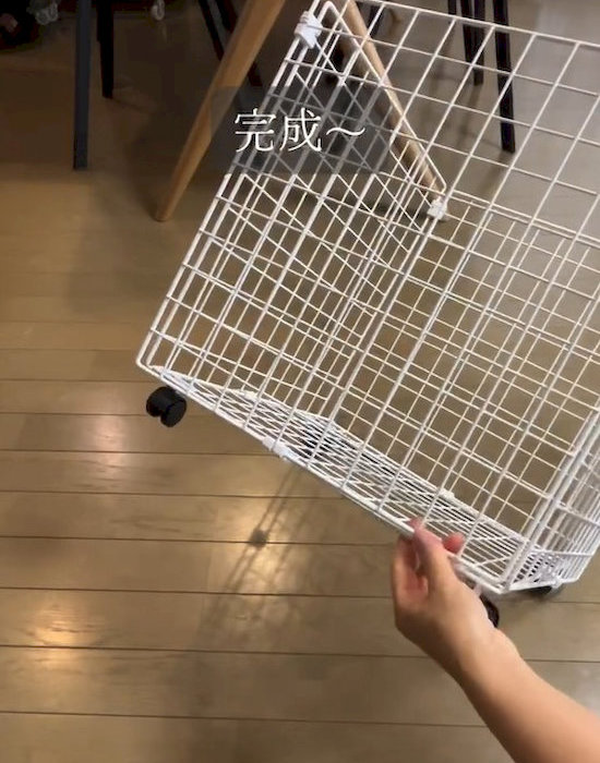 完成したワイヤーネットの洗濯カゴ