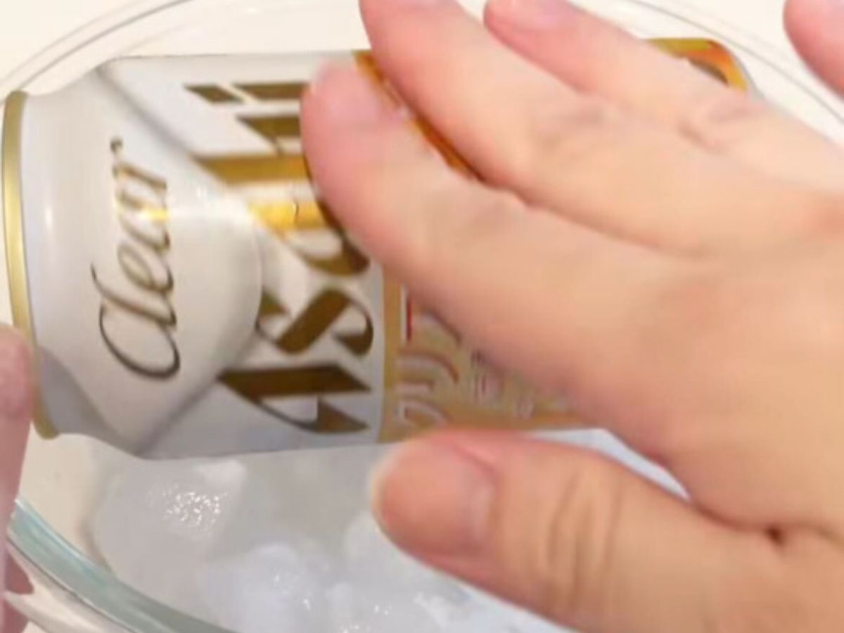缶