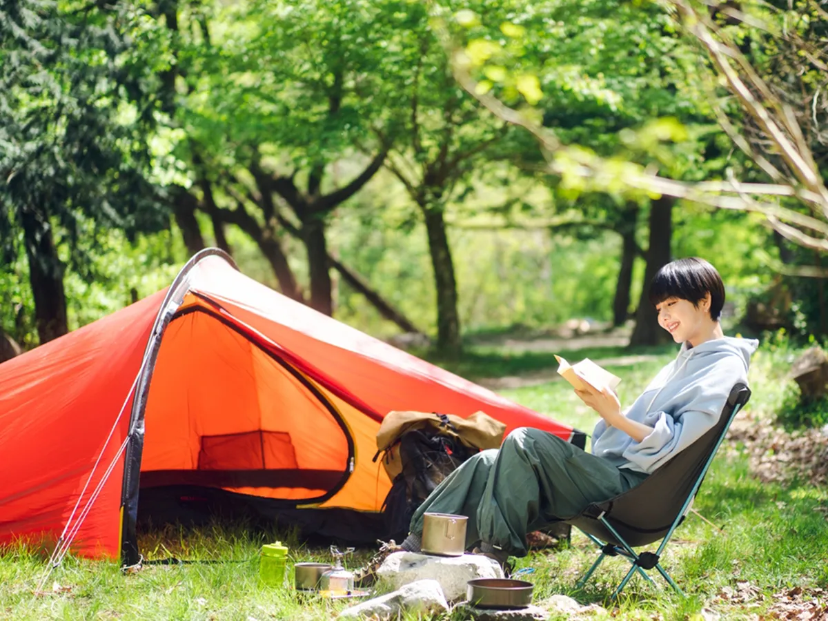 キャンプに適した服装とは？季節やシーン別に選び方のポイントを解説