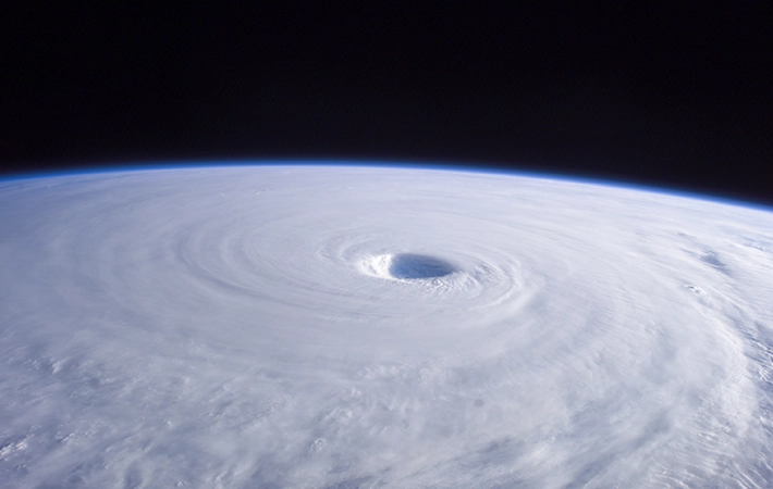 台風、ハリケーン、サイクロン、タイフーンで最強はどれ？