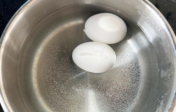 『ラーメンスープ味玉』を作る写真