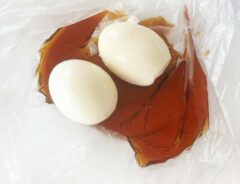 『酢醬油味玉』を作る写真