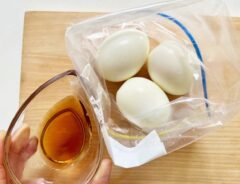 『ナンプラー味玉』を作る写真