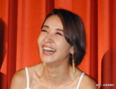 鈴木紗理奈さん