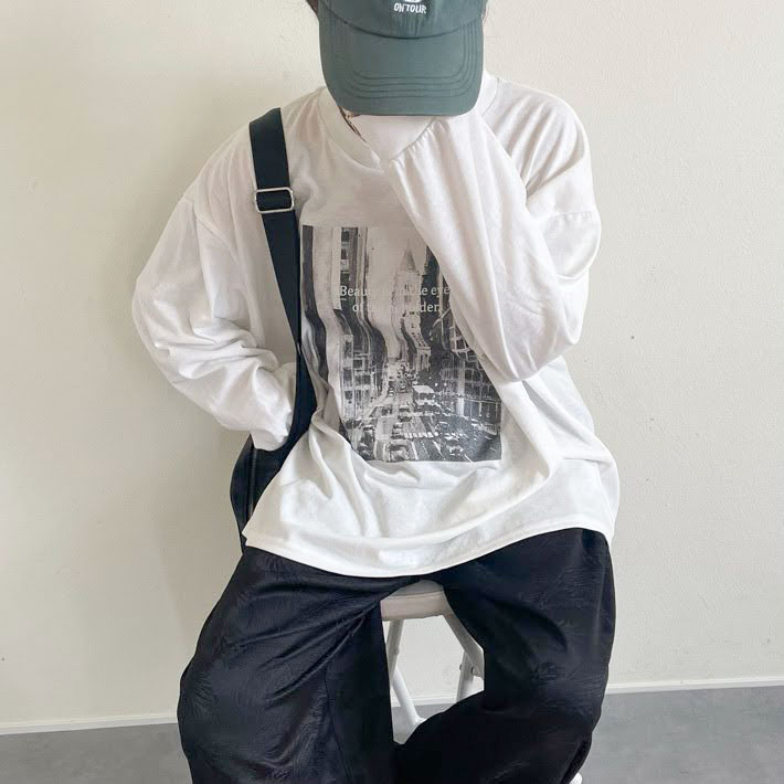 コクーンワイドパンツの写真