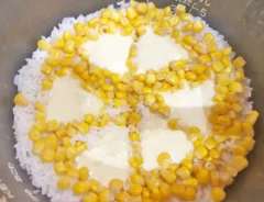 『炊飯器で簡単！「６Ｐ」コーンご飯』を作る写真