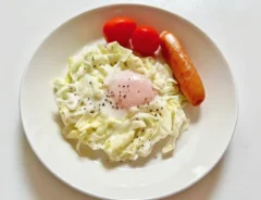 『キャベツの目玉焼き』の完成写真