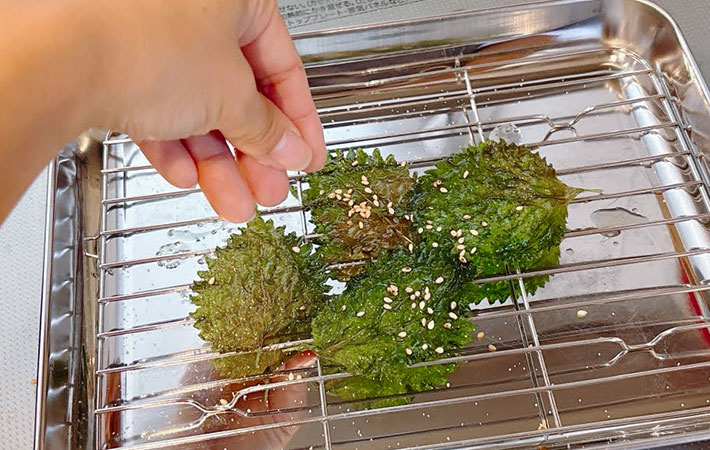 大葉チップスを作る写真