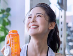 女性の写真