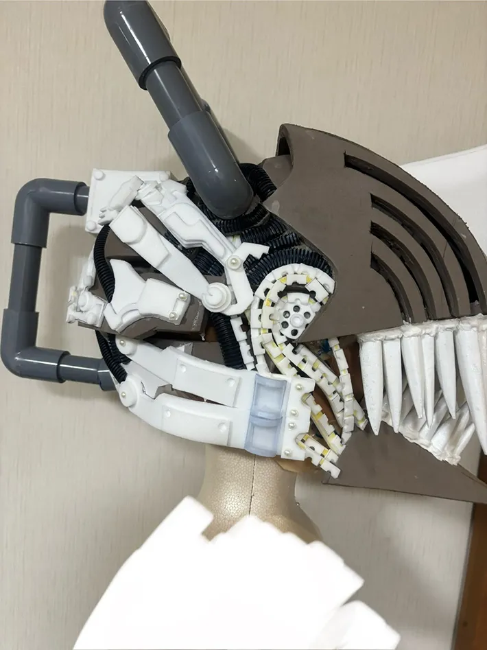 コスプレの制作過程の写真