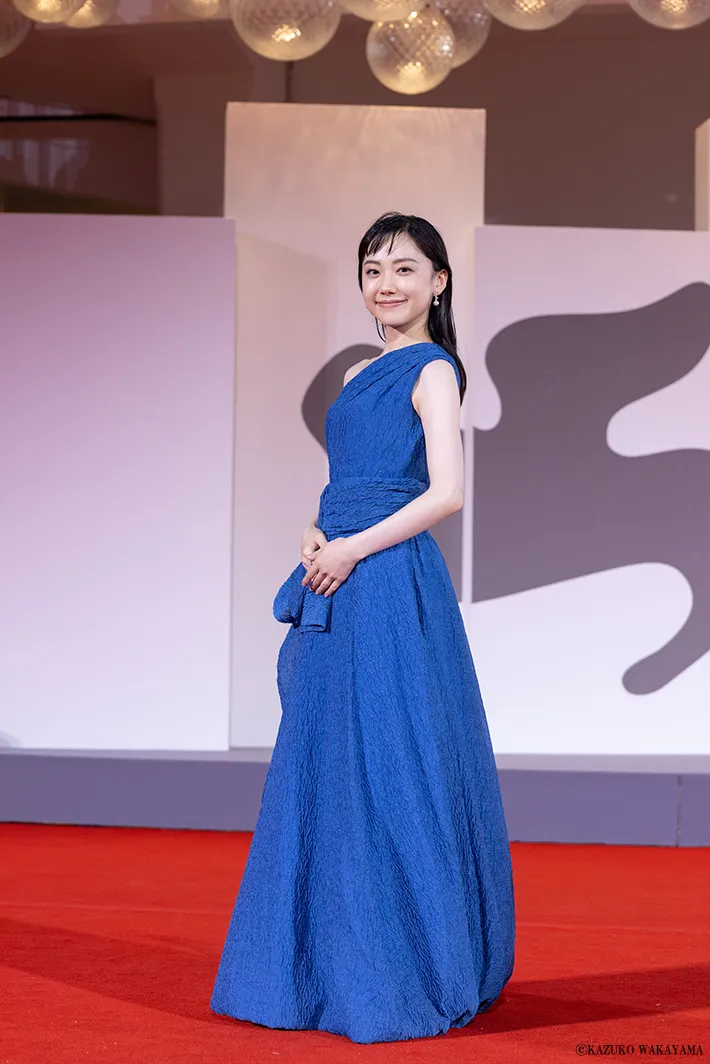 第82回ヴェネチア国際映画祭　芦田愛菜さん