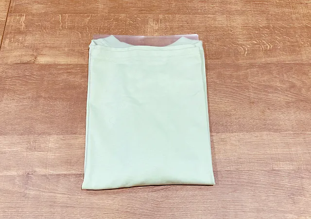 クリアファイルとTシャツ