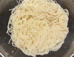 そうめんの写真