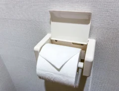 トイレットペーパー