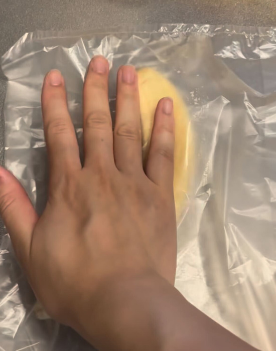 バナナを潰している様子