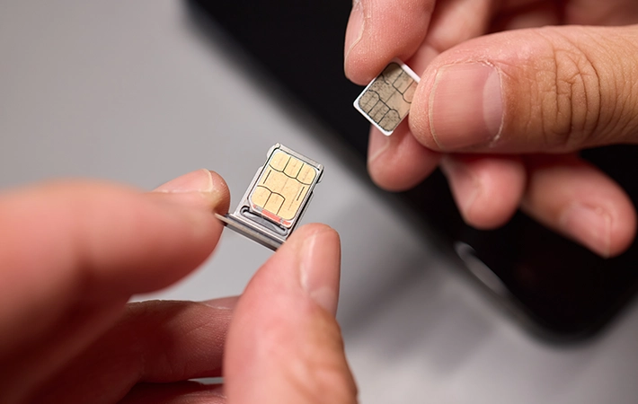 SIMピンの代用品を使う際の注意点