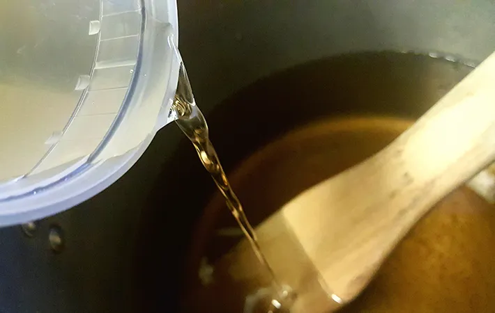 砂糖の代用にみりんを使う際の気になる疑問