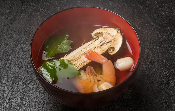 2．松茸のお吸い物