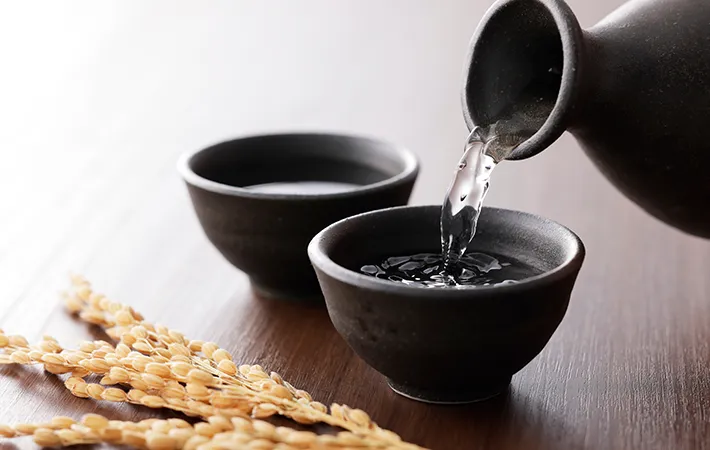 日本酒を振りかけて蒸らす