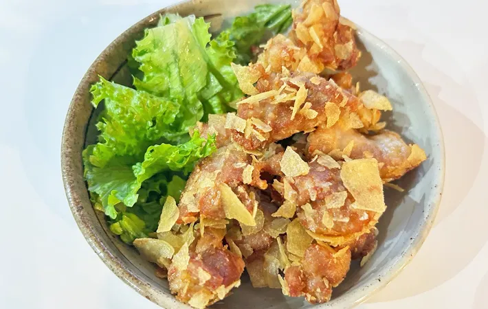 『ポテチ衣のから揚げ』の完成写真（撮影：エニママ）