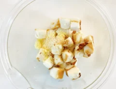 『無限チーズはんぺん』を作る写真（撮影：エニママ）