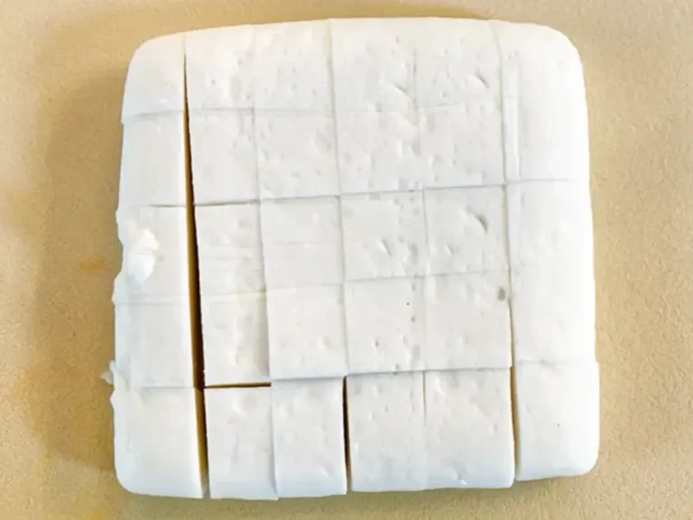 『無限チーズはんぺん』を作る写真(撮影:エニママ)