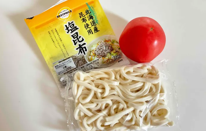 『こくうまうどん』の材料写真（撮影：エニママ）