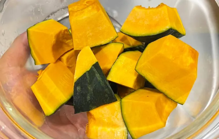 『かぼちゃの塩もみ』をする方法の写真（撮影：キジカク）