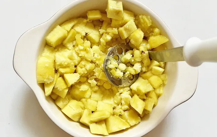 『サツマイモのバター』を作る写真（撮影：エニママ）