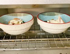 『かぼちゃとソーセージのマヨグラタン』の完成写真（撮影：エニママ）