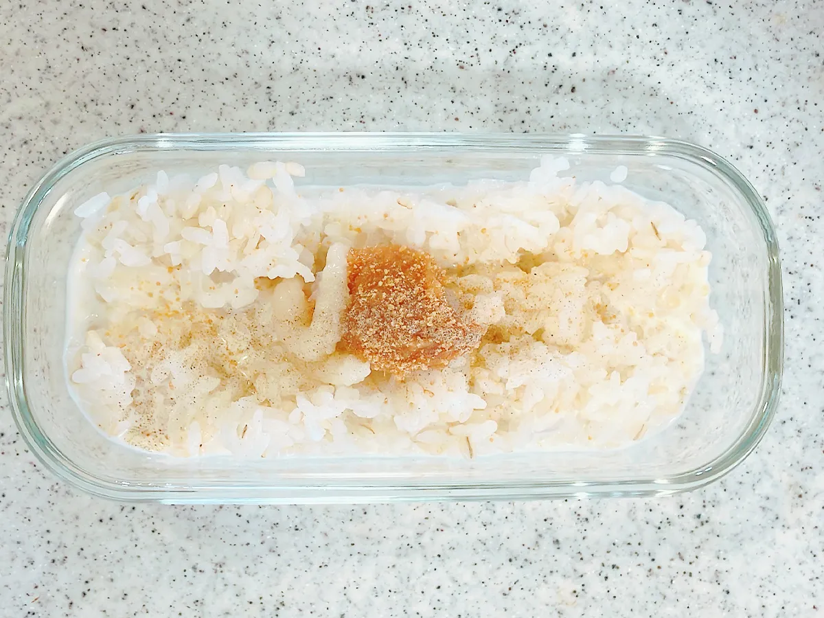 ご飯、味噌、ほか材料(撮影:grape編集部)