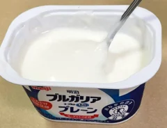 ヨーグルトの写真（撮影：grape編集部）