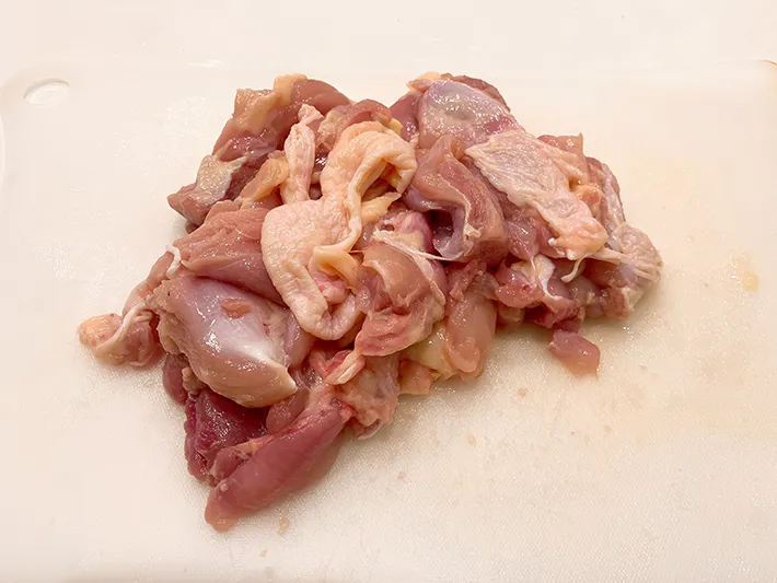 鶏もも肉の写真（撮影：grape編集部）