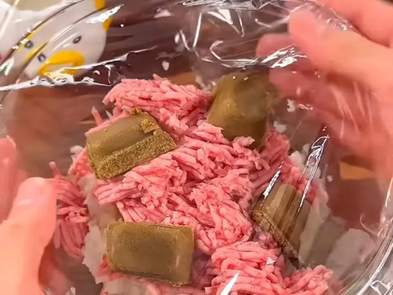 ひき肉とカレールーの写真