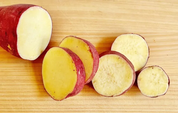 『サツマイモマッシュ』を作る写真（撮影：エニママ）