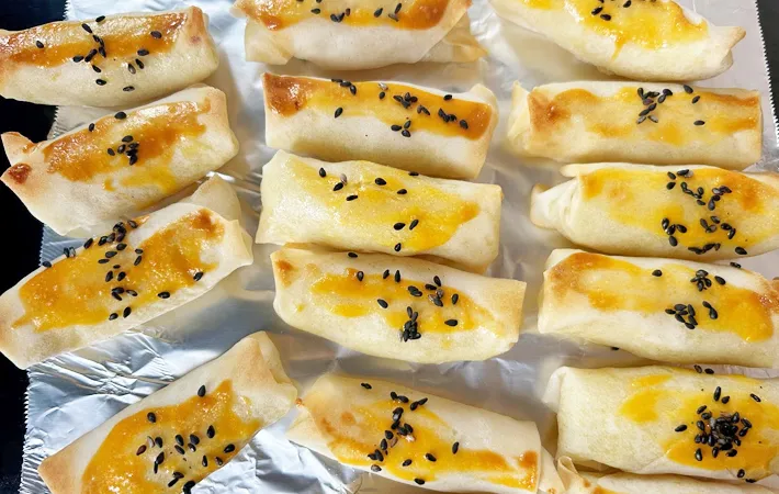 『春巻きスイートポテト』を作る写真（撮影：エニママ）