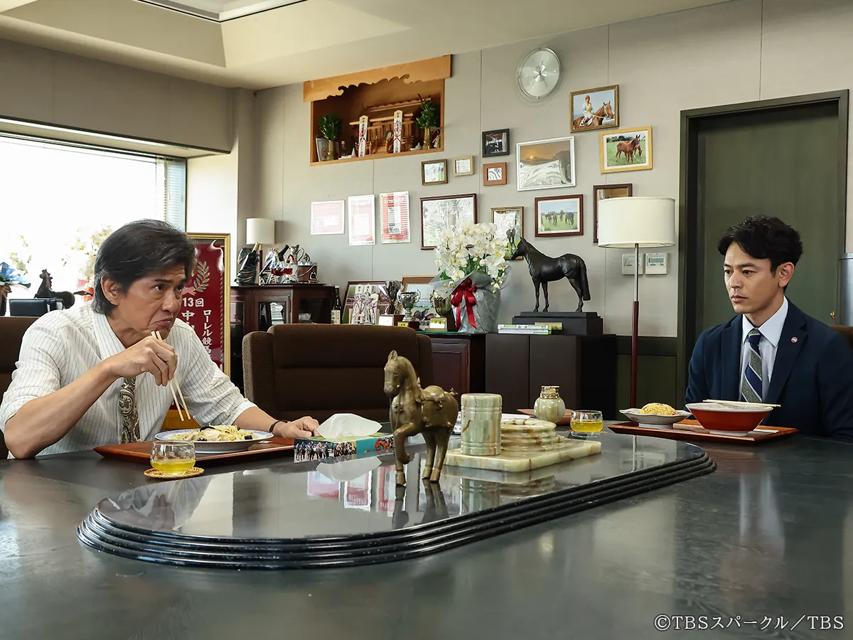 『ザ・ロイヤルファミリー』の場面写真