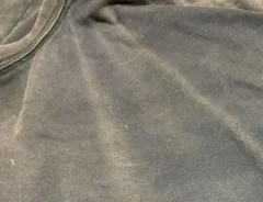色あせた服の写真