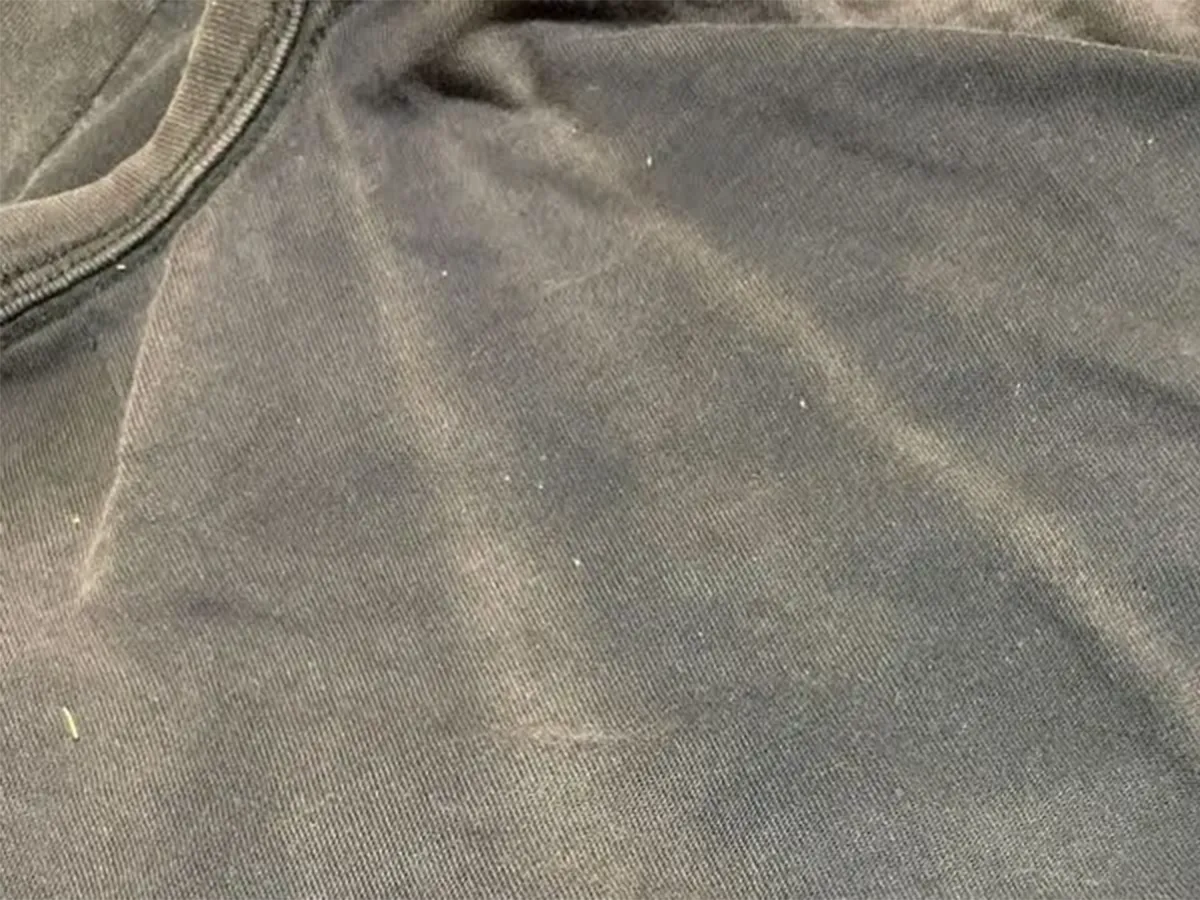 色あせた服の写真
