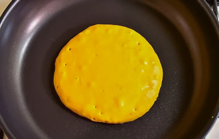 カボチャのパンケーキを作る写真（撮影：小泉明代）