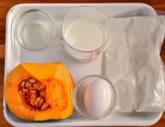 カボチャのパンケーキを作る写真（撮影：小泉明代）