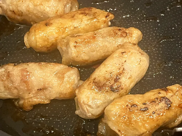焼き芋の肉巻きの写真（撮影：grape編集部）