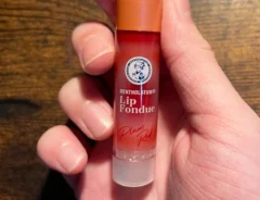 カラーつきリップの写真（撮影：grape編集部）