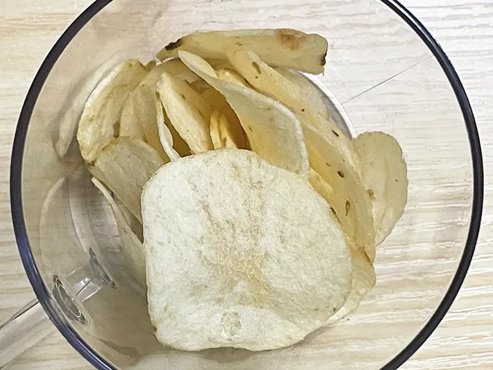 ポテトチップスの写真（撮影：grape編集部）