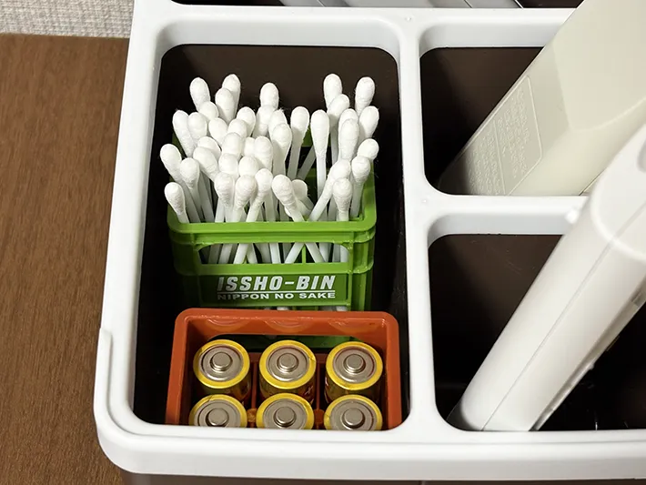 『ミニチュア　一升瓶ケース』の画像