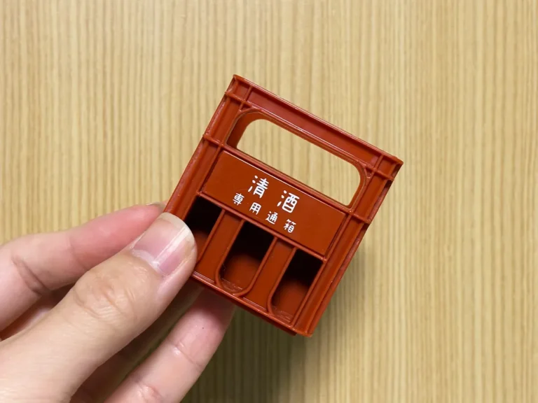 『ミニチュア　一升瓶ケース』の画像