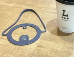 カップホルダーの写真（撮影：grape編集部）