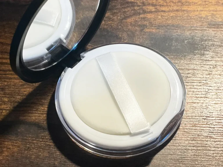 パウダーケースの写真(撮影:grape編集部)