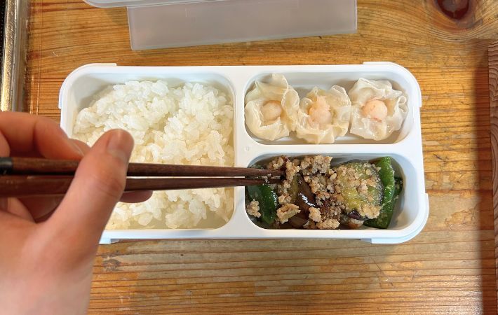 弁当箱の画像